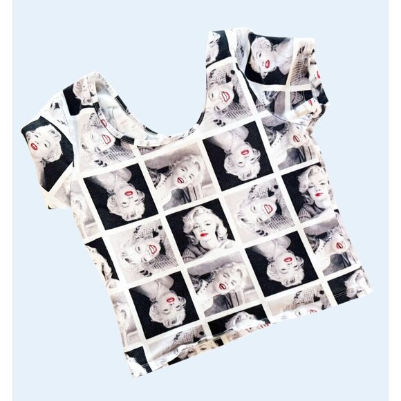 MARILYN MONROE Short Sleeve Crop Top Size Large - Picture 5 of 6